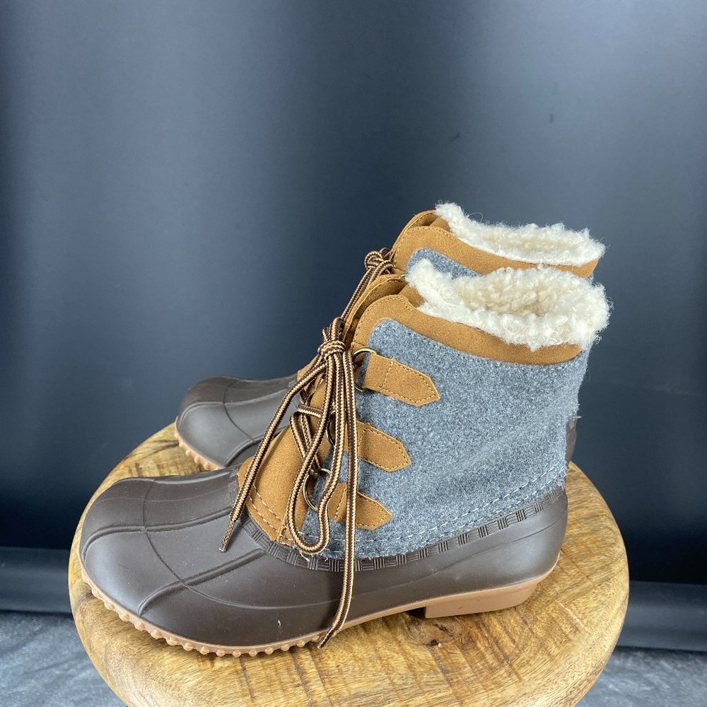 Rutherford Duck Boots - Size 6 - Picture 2 of 8